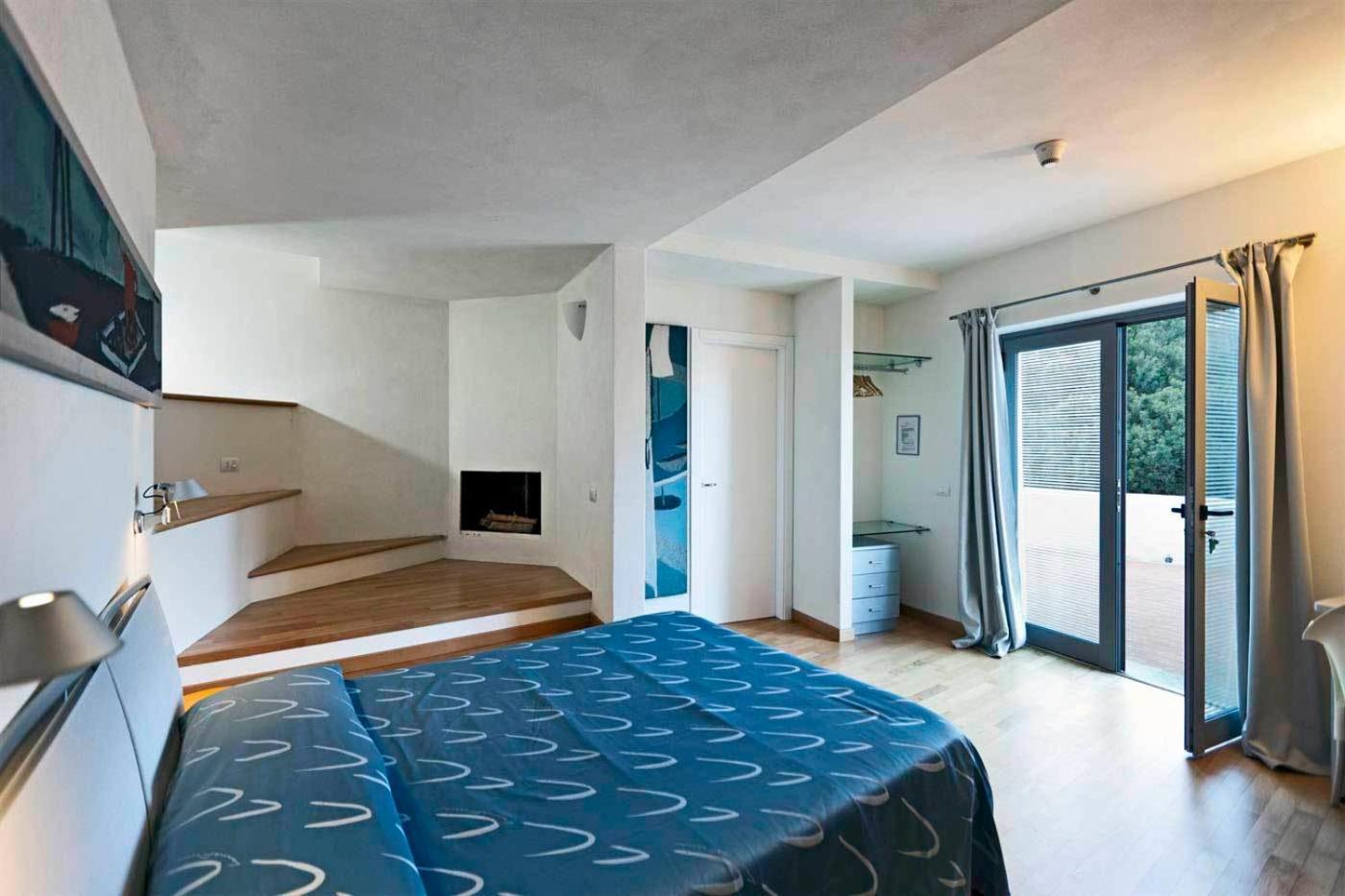 Hotel Arenella Джилио Порто Екстериор снимка